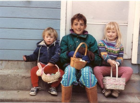 1993-03 Easter baskets